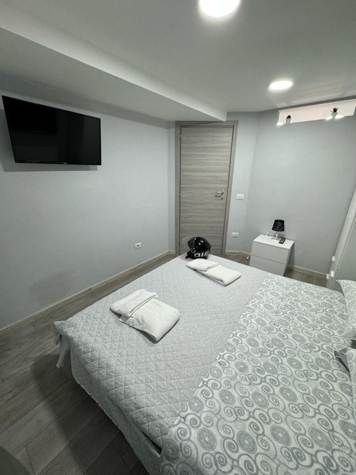 Appartement House Montesanto à Naples Extérieur photo